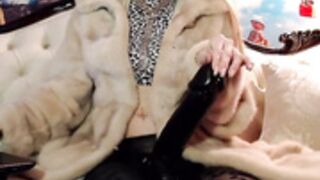 Fur Mistress Stroking