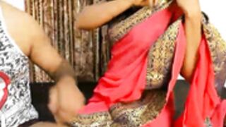 sexylustcouple kissing 1