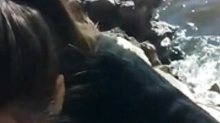 Hermosa argentina Petea y coge al aire libre