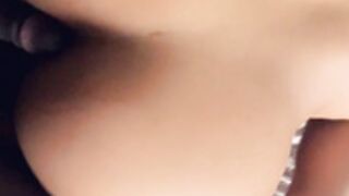 Rabuda rabolando no pauzão