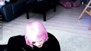 Madnessalise guitar show