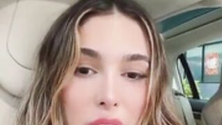 Lyna Perez - broadcast in the car