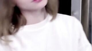 Hi_popsy fully dressed but just as sexy