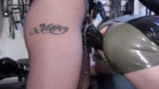 Cybill Trot Latex Strapon Ass Stretching