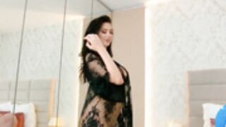 MallorieReese VIP (sexy outfit)