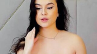 gloria-mcfly_2022-10-23