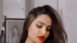 Sassy poonam nipples show