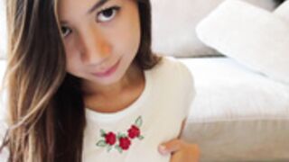 Asian Solo Girl Rubs Pussy and Cums