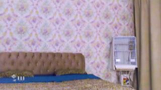 im_jasmine 2022-11-15 Leay shamelessly spreads her lips