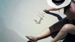 Lily_is_naked:Summer day in a life