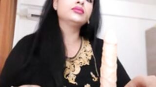Band kamre me Bhabhi ki gandi aadate