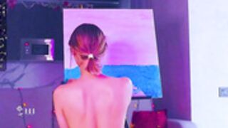 angella_kleee starts painting, her B-day Stream