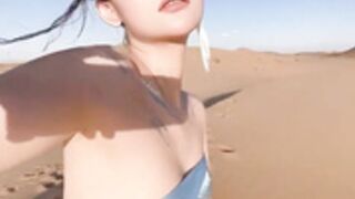 azhua chinese model shows sexy slender body