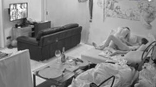 Carla's guest fuck with her boyfriend on the couch