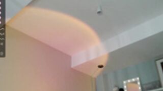 Octopussy - ice body rub