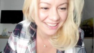 Kiradivine chaturbate 12