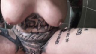 Snowwhite Inked gets fucked in the shower