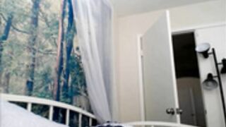Mira_xo - Finds mold in dildo on her 20th birthday