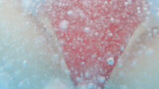 LEEEHANNA, 22_MASTURBATING_IN _PUBLIC_JACUZZI