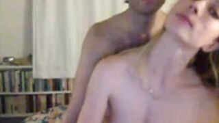 kikiandken looking for their tickes, contact me!