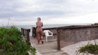 AbbyLynn fucks on private beach