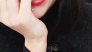 morettina si masturba in macchina