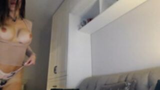 Elysewine - MyFreeCams 2022-11-18 21_22