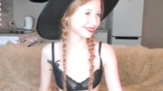 beverlyvega_2022-10-29 p3 - witch