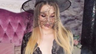 polly-moore_2022-10-31