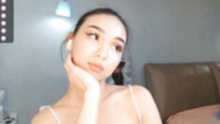 Callmenoni's Thanksgiving Day webcam show