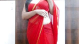 Aahna 33 hot seducing video