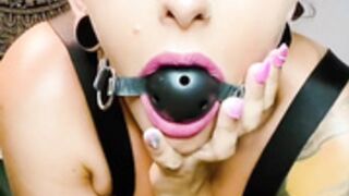 Lotuscheeks I gag myself more ways than one