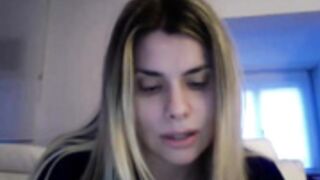 Maria lapiedra strips on webcam