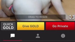 Cam girl twerks nude