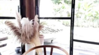 Caylin mostrando las tetas y culazo