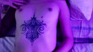 sensual pussy licking before bed shaking orgasm - Sunak