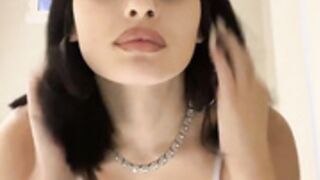 Sofia Crisafulli Sexy