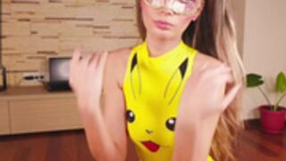 you_and_me_cosplay 2022-11-27 18_07