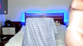 Alana___ 19