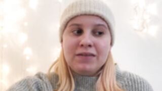Ellie_Lush - Mein erstes Deo Video - so geil und so pur