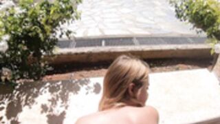 Youngcouple9598 - Outdoor reverse Cowgirl Creampie