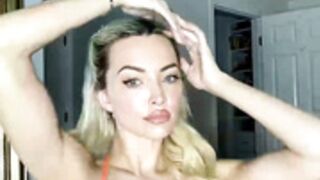 Lindsey Pelas OF live dec 2022