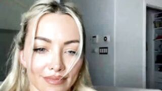 Lindsey Pelas OF live dec 2022